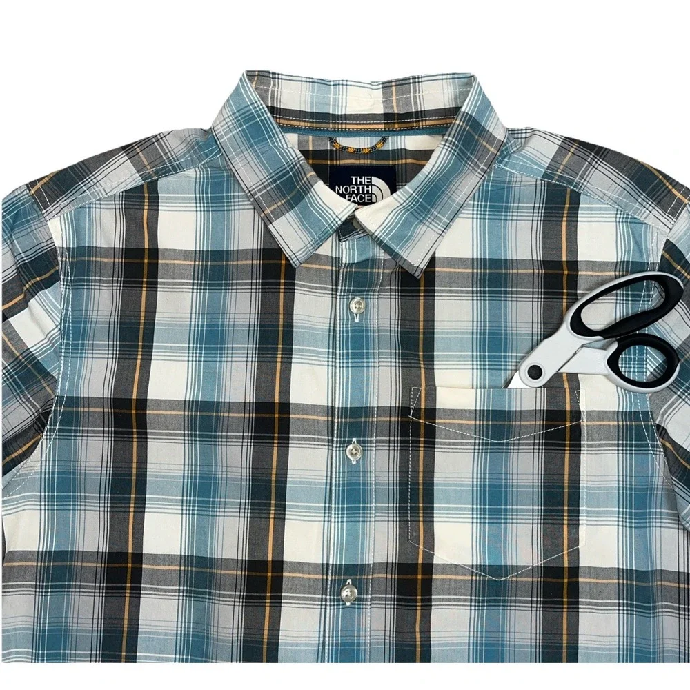The North Face Mens Large Short Sleeve Plaid Button Down Shirt Blue Gray Outdoor